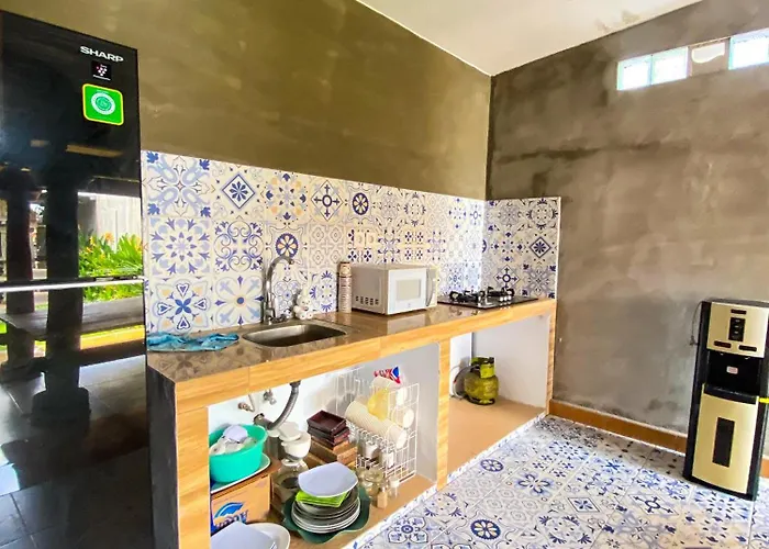 Guest house Joglo Breeze And 3*